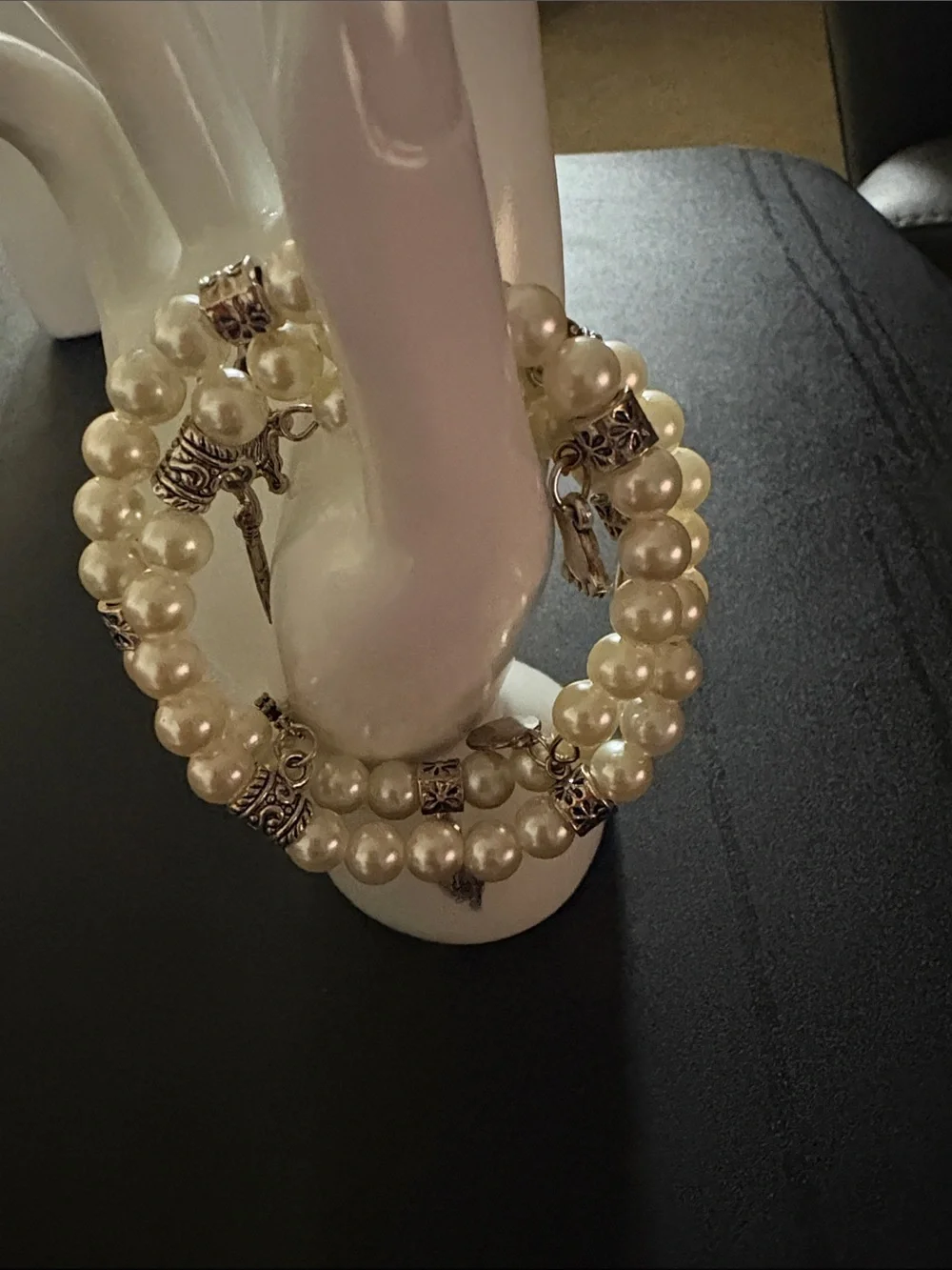 Classic Pearl Charm Stretch Bracelet - Ivory Pearls